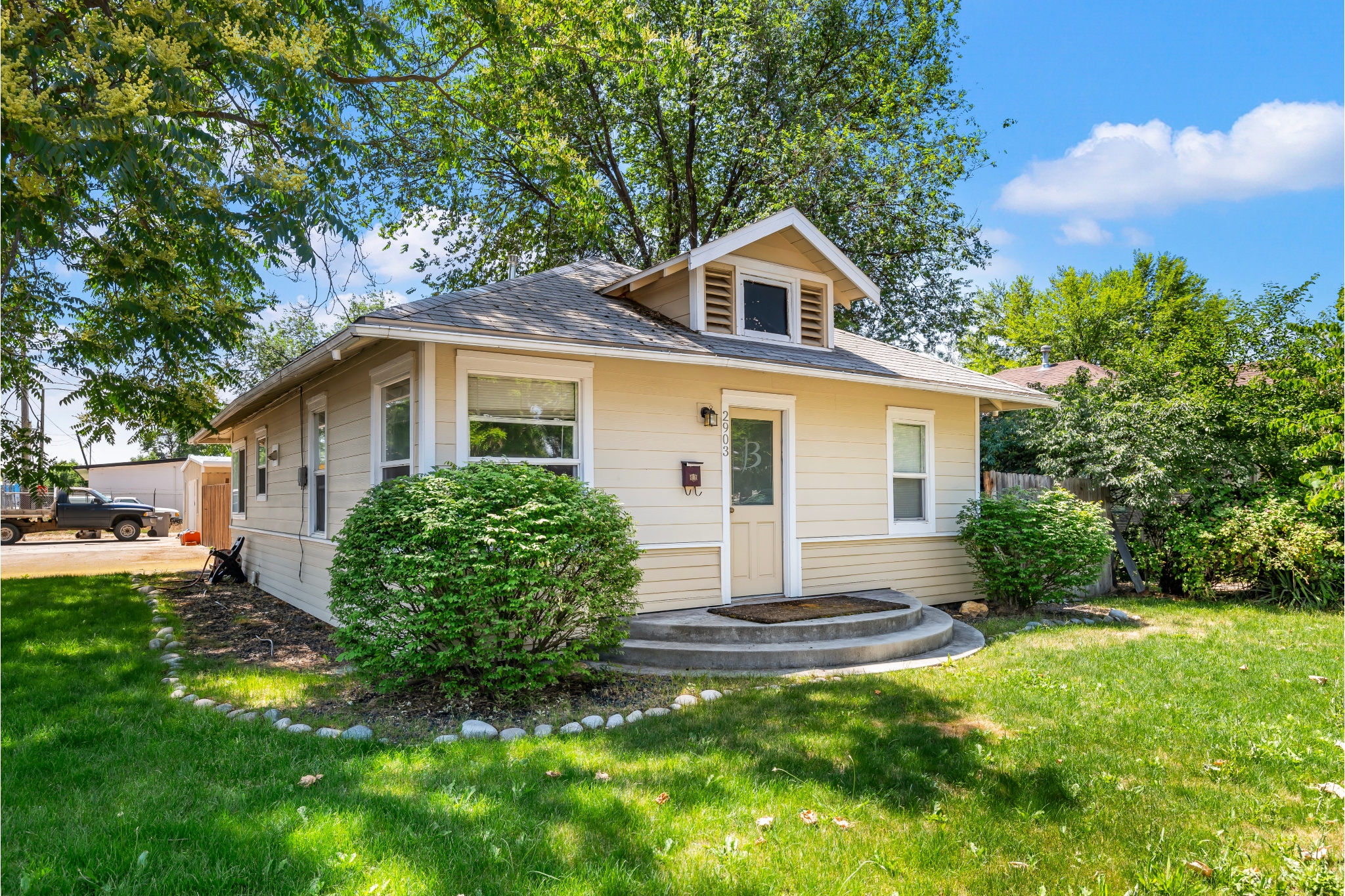 Property thumbnail image